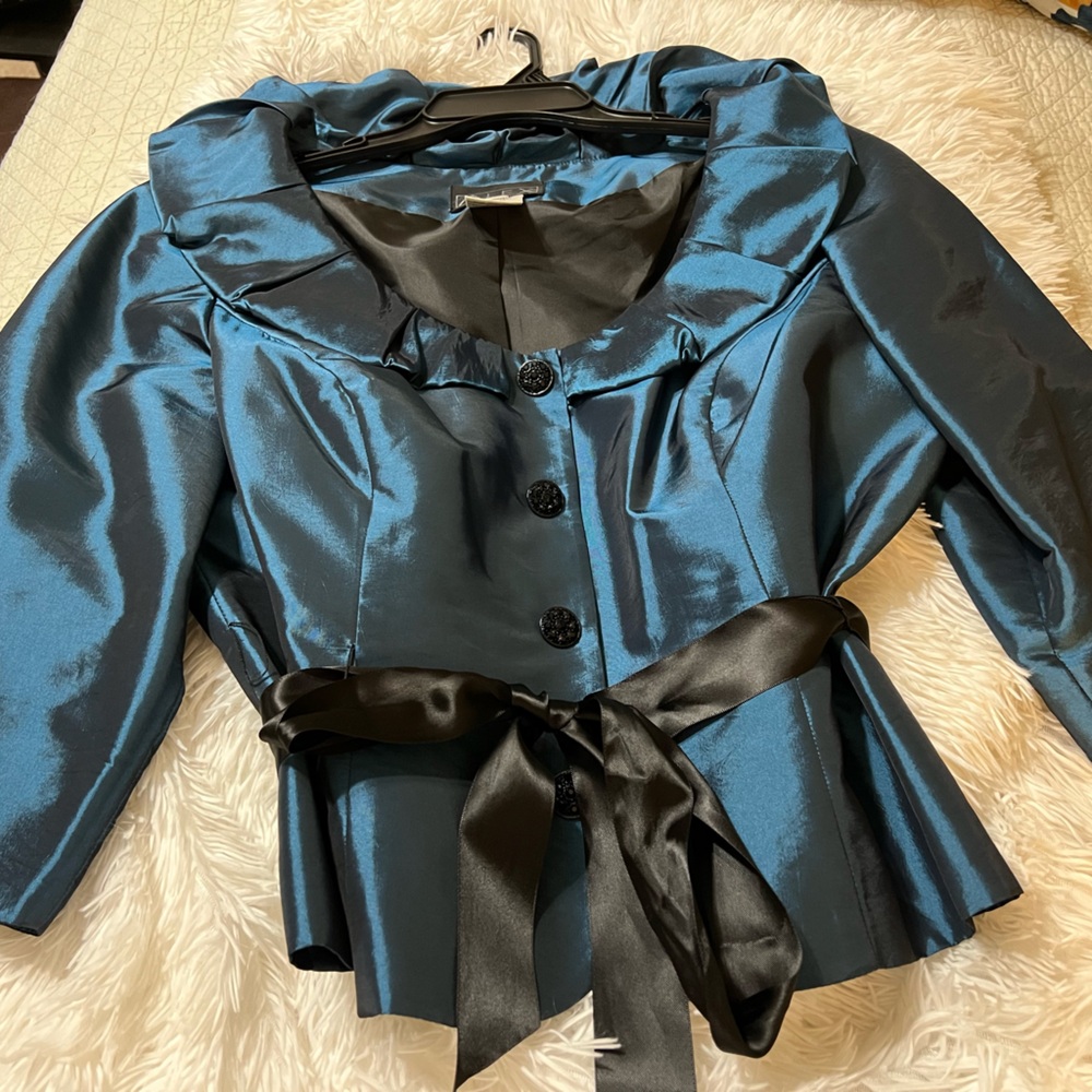 Alex Evenings Blue Blazer with Refined Tailoring